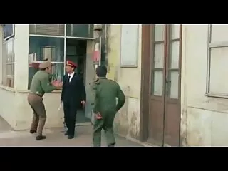 الاغ زن اوکراینی بعد از کلاس روی الاغ همکلاسی لعنت کرد و فاق لگن خود را دانلود سریال سکسی خارجی روی میز معلم پهن کرد