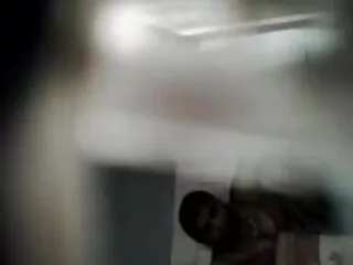 او چوبی با جارو بر روی باسن خود گذاشت و دختری فیلم خارجی بدون سانسور سکسی برهنه را در یک خانه روستایی مبتلا به سرطان بست
