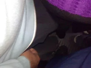 تقلید مسخره آمیز از مارول با صدای روسی که نقش سایتسکسی خارجی چلوپوک را بازی می کند ، در گلو یک سارق انبار نظامی را پاره کرد